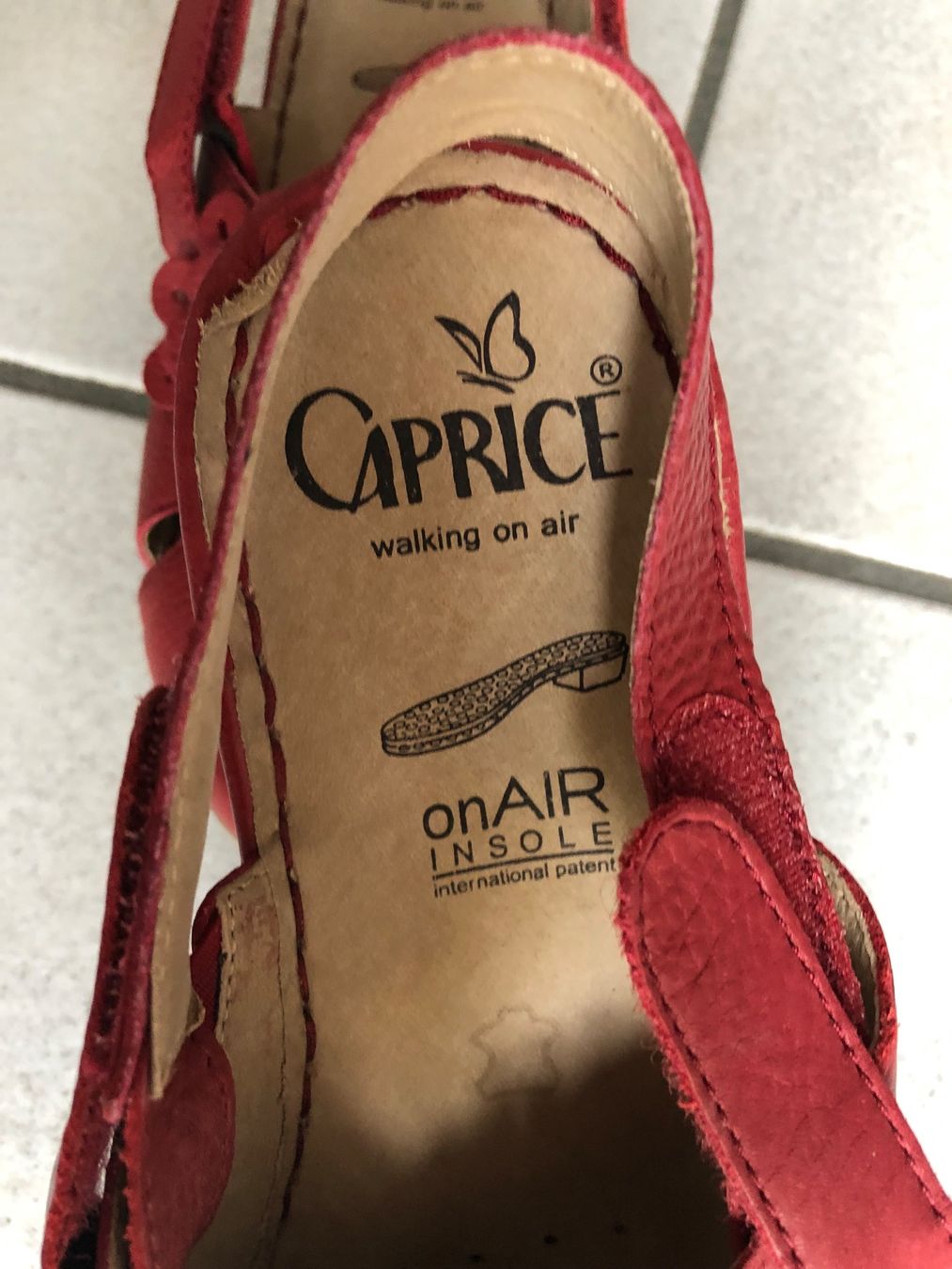 Scarpe da donna: Sandale Caprice – Usato da Liestal venduto da FlomiVivi 1