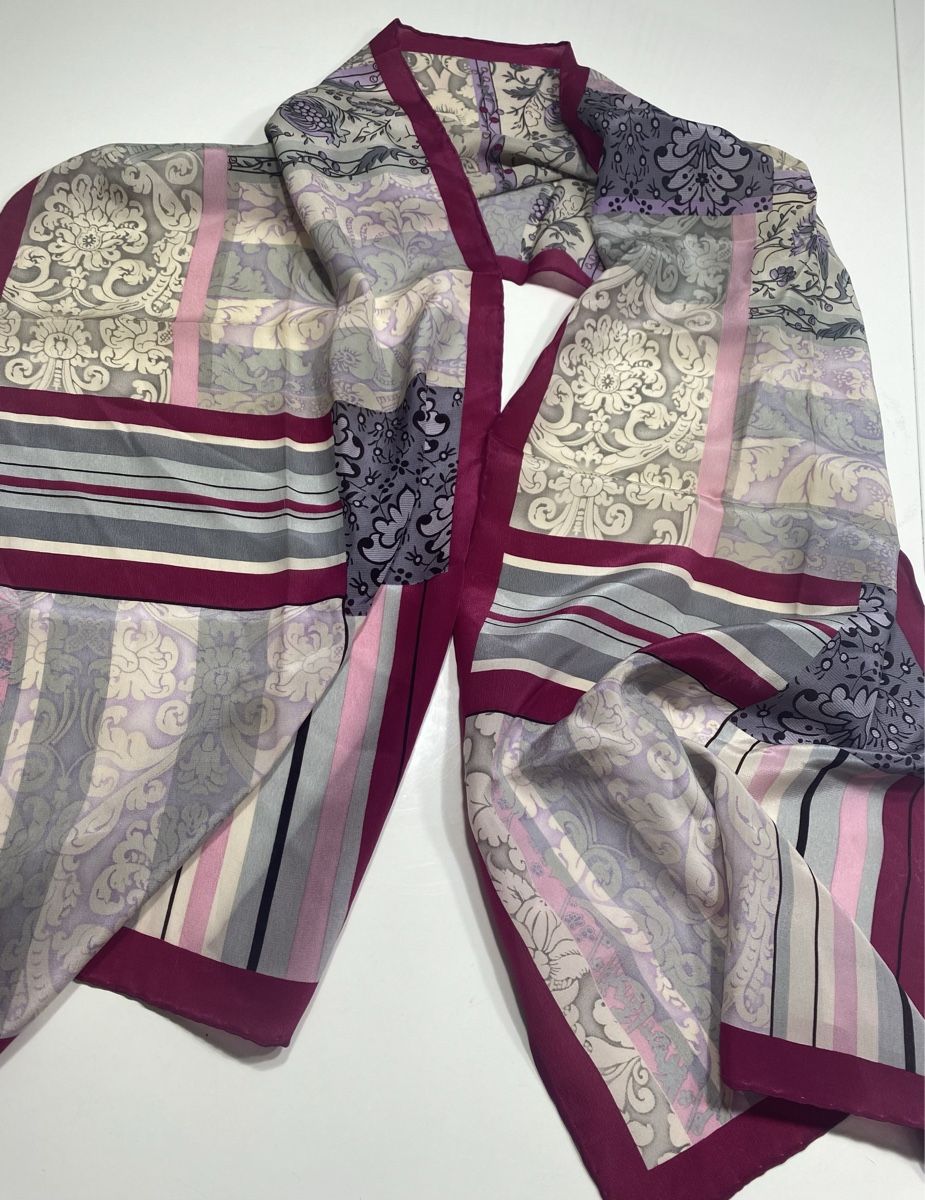 Foulard & Sciarpe: Seiden Schal 🌸 – Usato da Opfikon venduto da Luis144 5
