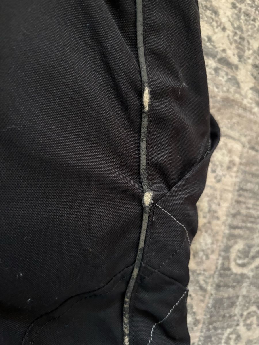 Pantaloni: Hose Grösse M schwarz – Usato da Dübendorf venduto da mba_5yvw 2