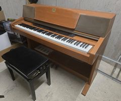 Yamaha Clavinova CLP-970C E-Piano inkl. Klavierbank