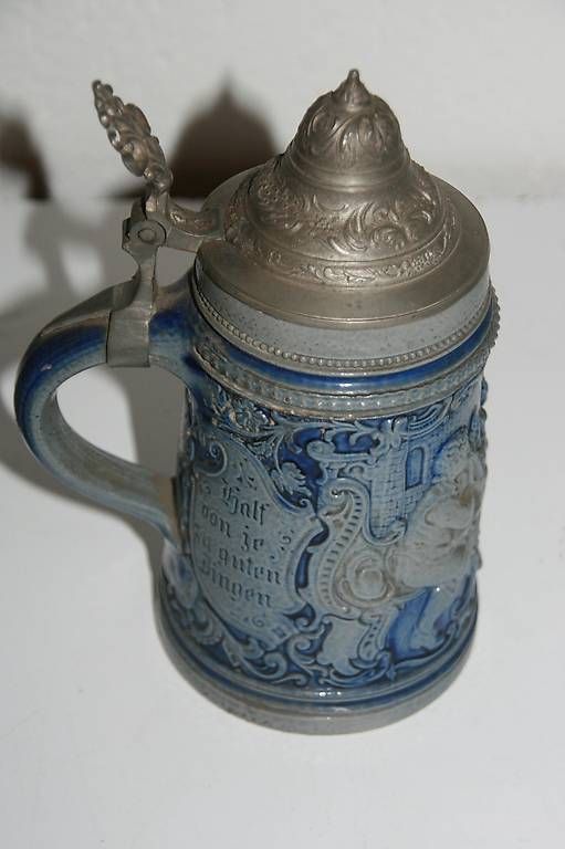 Verres: 1 alter Bierkrug mit Deckel – D'occasion à Bubendorf par Mia111