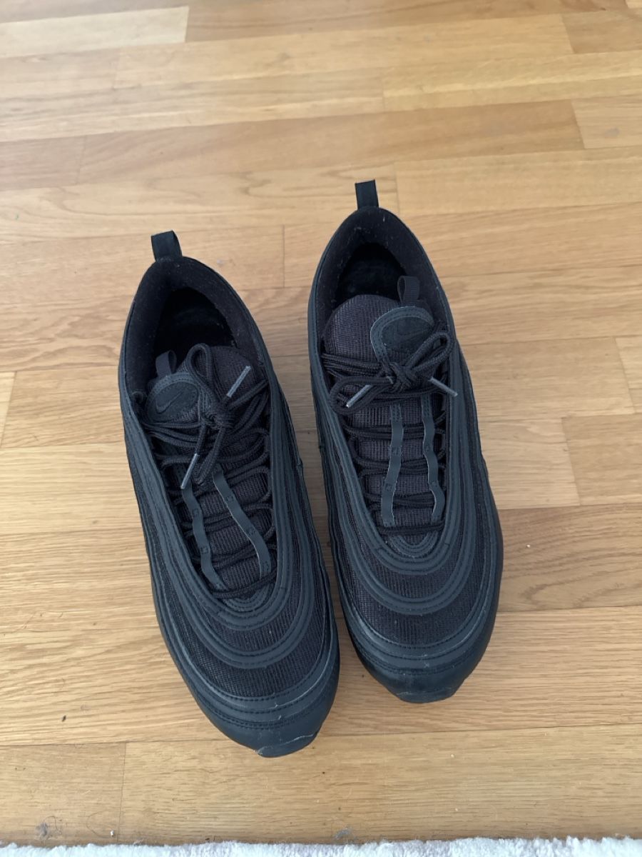 Nike Chaussures hommes: Nike Sneaker – D'occasion à Kreuzlingen par eli_qm8d