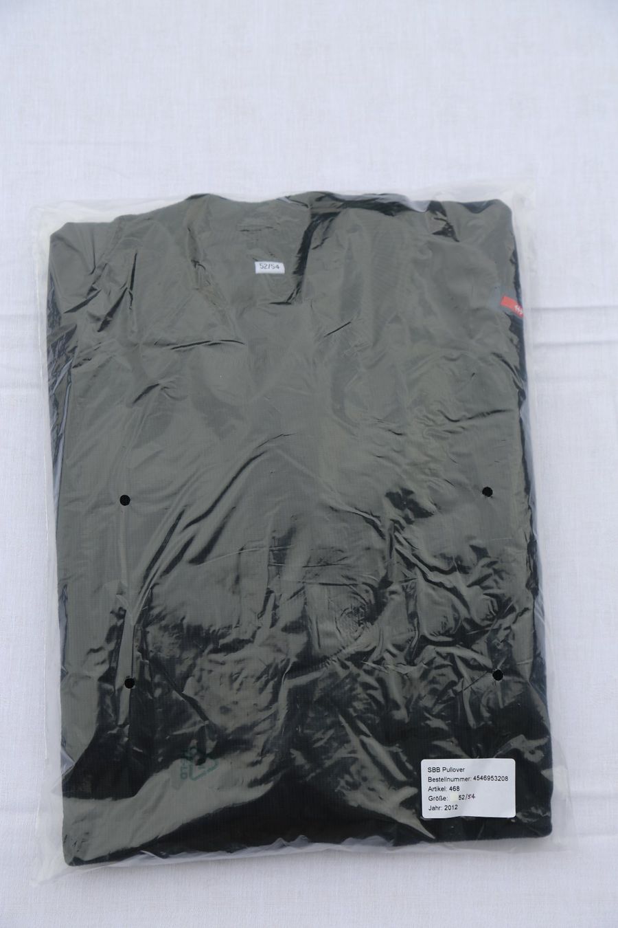 SBB/CFF/FFS Uniformi: Pullover Lokpersonal Lokführer Kleider SBB neu – Nuovo e nell'imballaggio originale da Alpnach-Dorf venduto da Pilistein 1