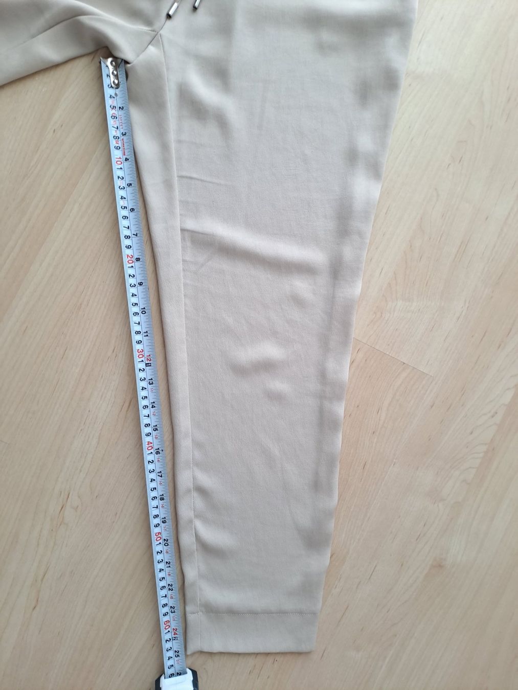Zara Pantaloni: Pantalon - Zara – Usato da Denens venduto da sar_5wlm 5