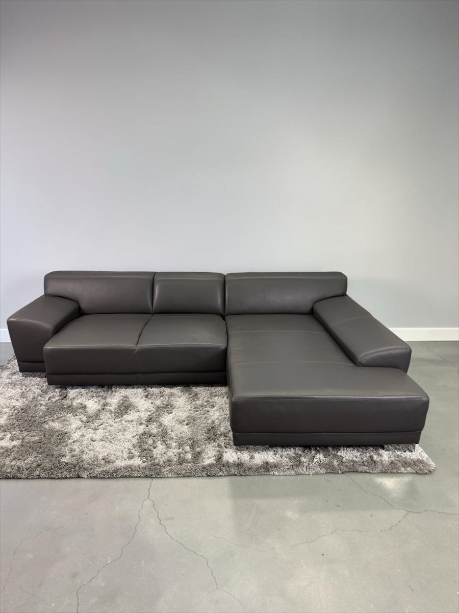 Divani: Ecksofa aus Büffelleder, Anchor Grey, mit Bettfunktion – Usato da Fehraltorf venduto da Sofalab.swiss 2