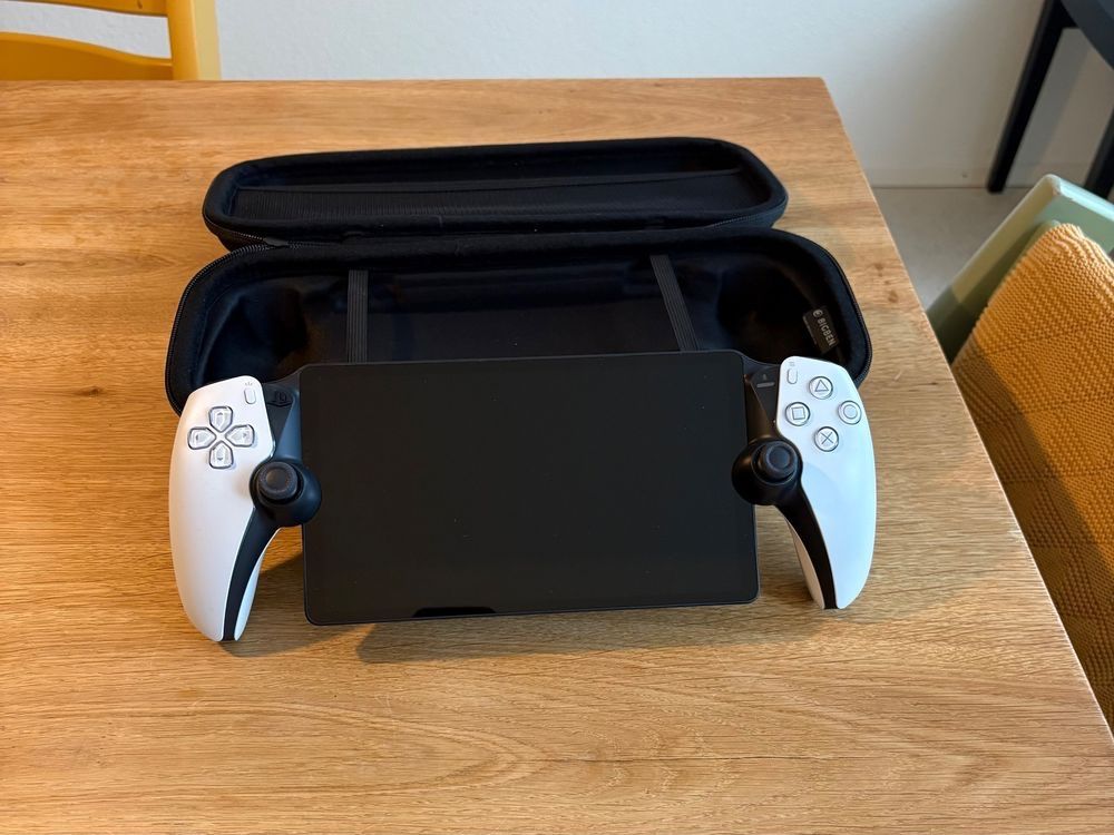 Sony Console: Sony Playstation Portal – Usato da Zürich venduto da mel_dxr8 1