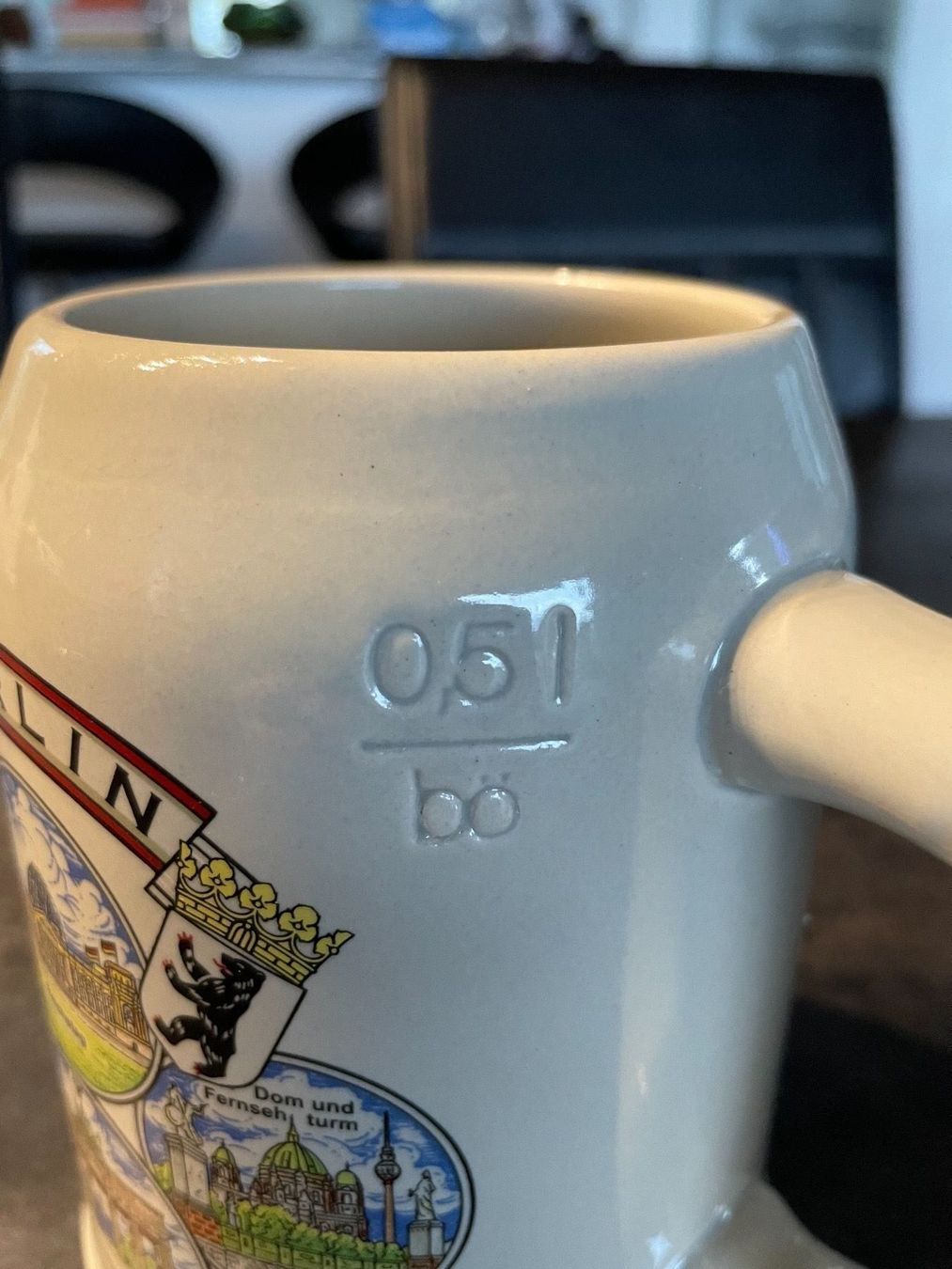 Bicchieri: Chope en grès Bierkrug Berlin 5dl – Usato da Vallamand venduto da Bricbracbroc82 5