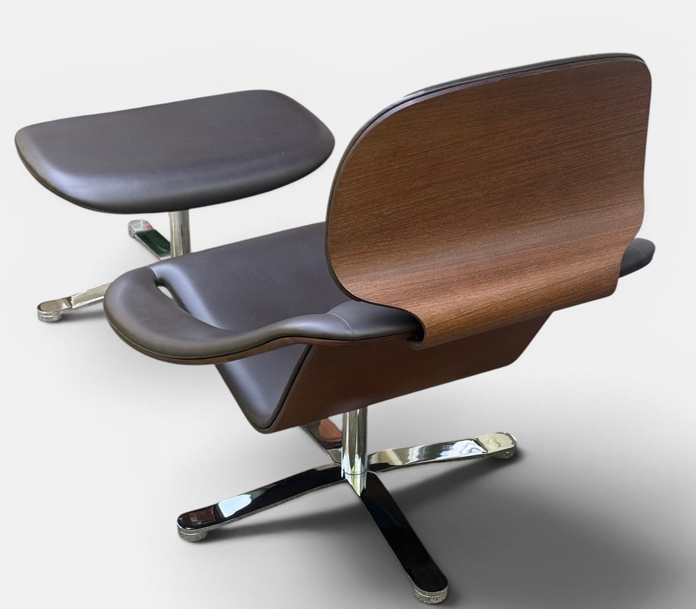 Poltrone: Emmemobili Waimea // Sessel inkl. Hocker – Usato da Schinznach-Dorf venduto da mix 4