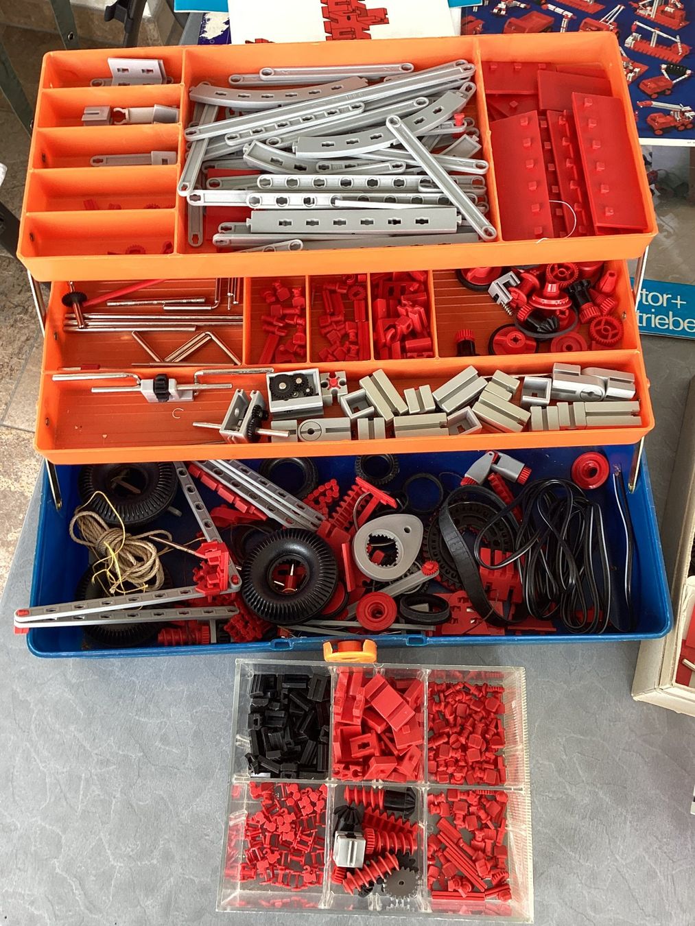 Fischer Kit di costruzioni: Fischertechnik Konvolut, diverse Sets, 1970er Jahre – Usato da Steffisburg venduto da mareri 1