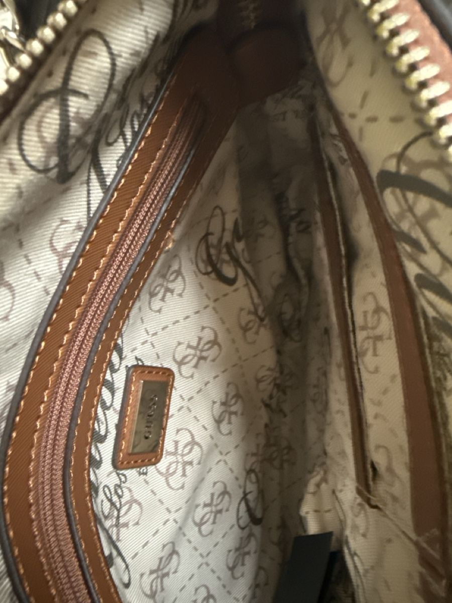 Guess Borse da donna: Guess Handtasche, Top Zustand! – Nuovo (secondo la descrizione) da Wangen ZH venduto da Aisha69 1