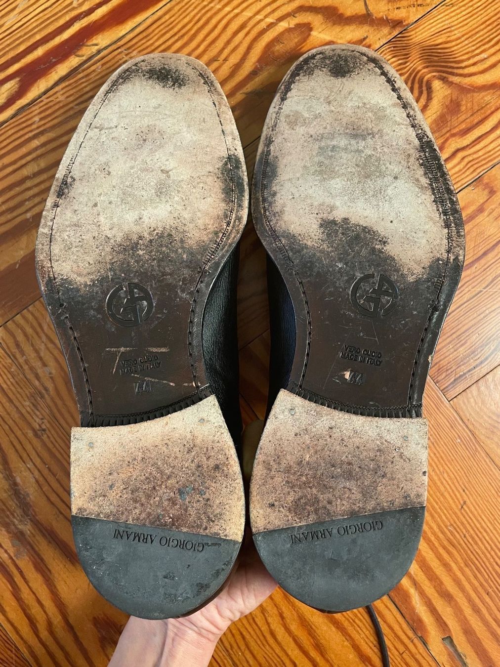 Armani Scarpe da uomo: Giorgio Armani derbies en cuir noir 44IT – Usato da Lausanne venduto da Taronshate 6