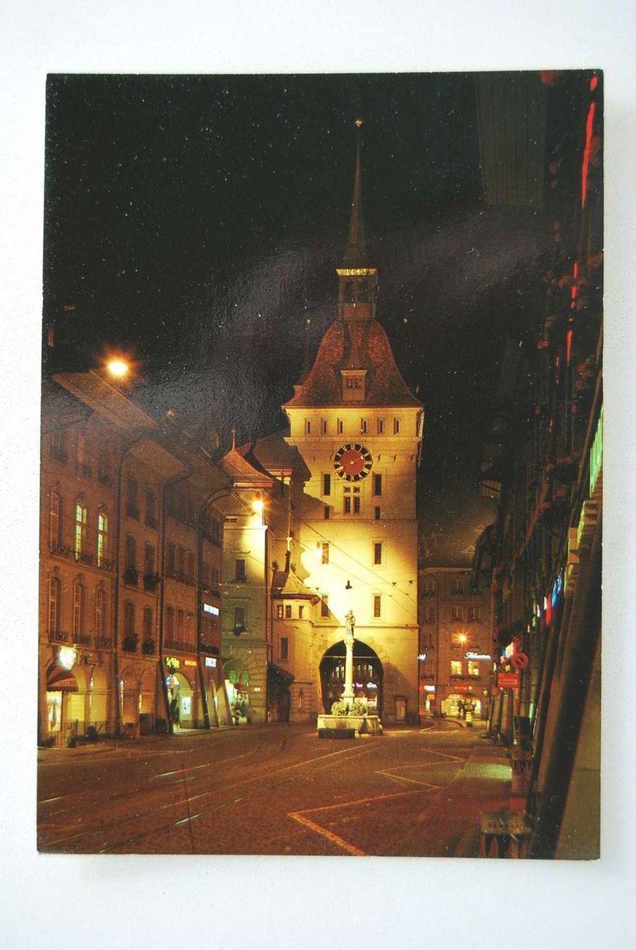 Cartoline postali: AK Bern, Käfigturm nachts – Usato da Rüfenacht BE venduto da Toro06