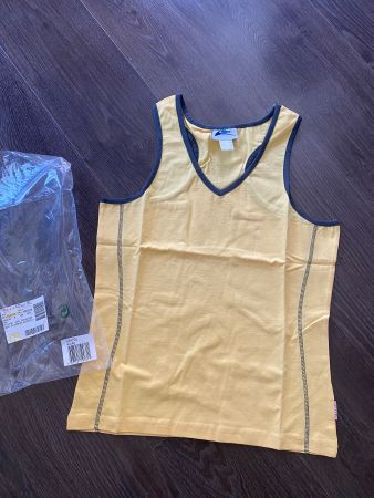 Top sport NEUF 44