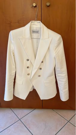 Elegant White Blazer