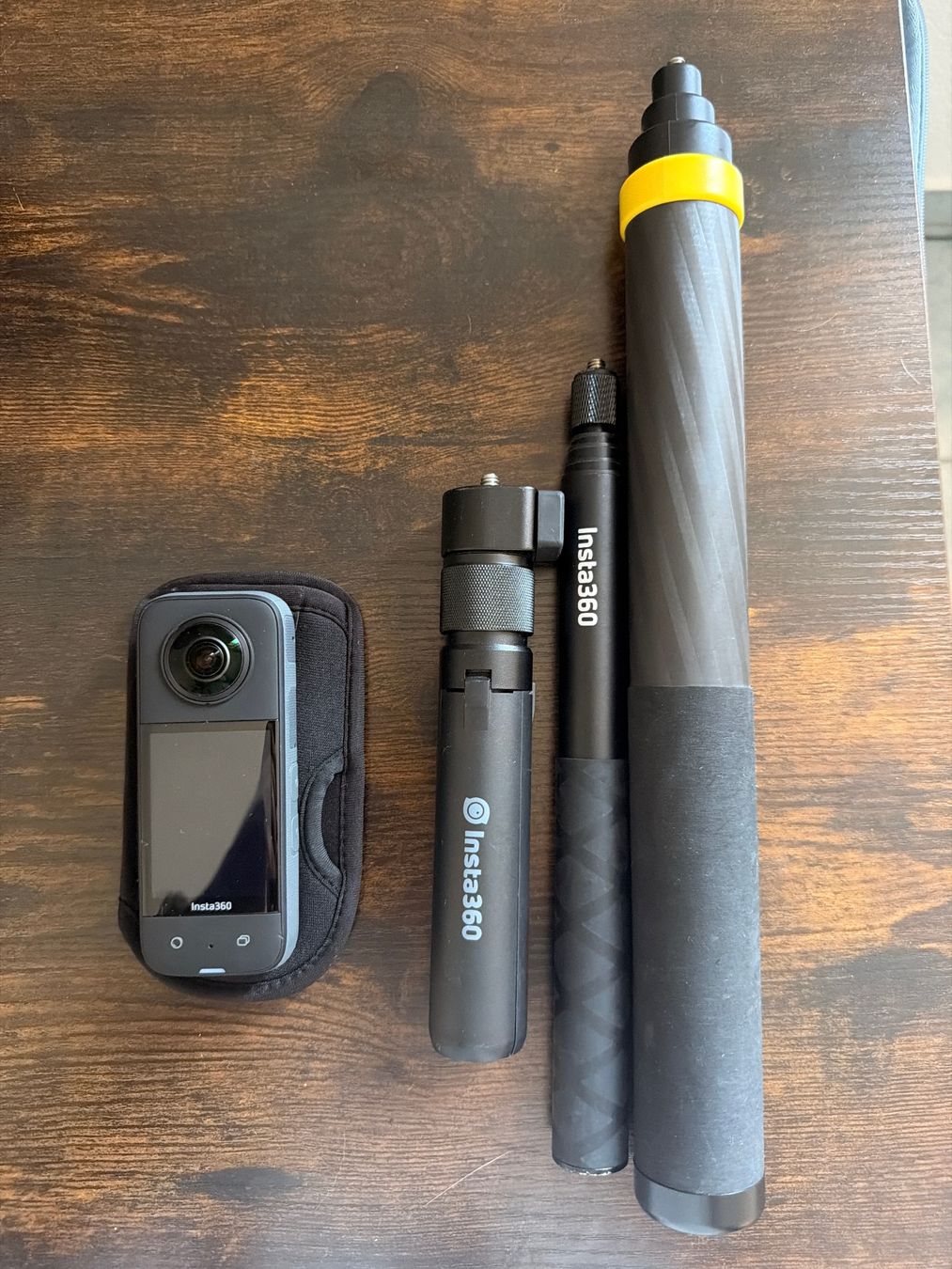 Insta360 Action Cam: Caméra X3 insta360 + lot – Gebraucht aus Lussy-sur-Morges von Gabriel_Moustadrif1