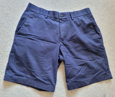 Short Banana Republic, T. 29, bleu marine, été