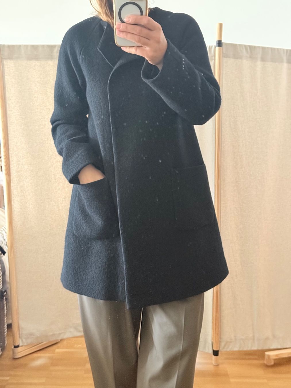 Cos Manteaux: COS Wool Black Coat Size S – D'occasion à Kilchberg ZH par san_hs8y 6