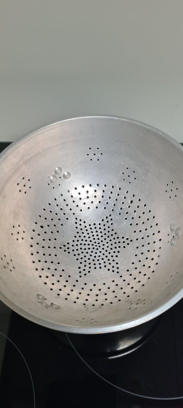 Cucine complete: Passeoire cuisine ancienne – Usato da Riddes venduto da nati48 1