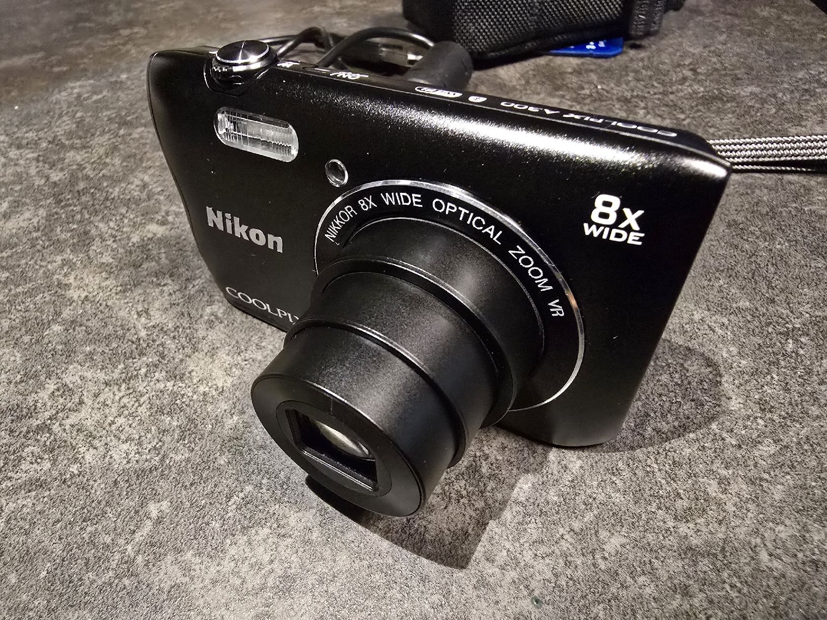 Nikon Appareil photo: Nikon Coolpix A300 – D'occasion à Emmenbrücke par Raji23