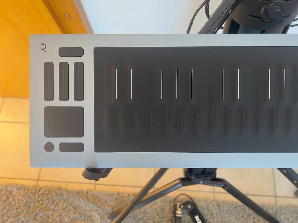 Roli Musikinstrumente: Roli Seaboard 2 – Neu (gemäss Beschreibung) aus Sierre von fal_5p7d