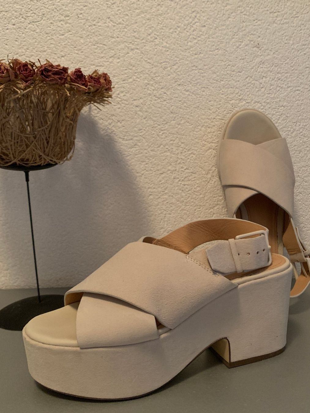 H&M Scarpe da donna: Sommer Sandalen mit Absatz, hellbeige, Grösse 36 – Usato da St. Gallen venduto da Miousch 2
