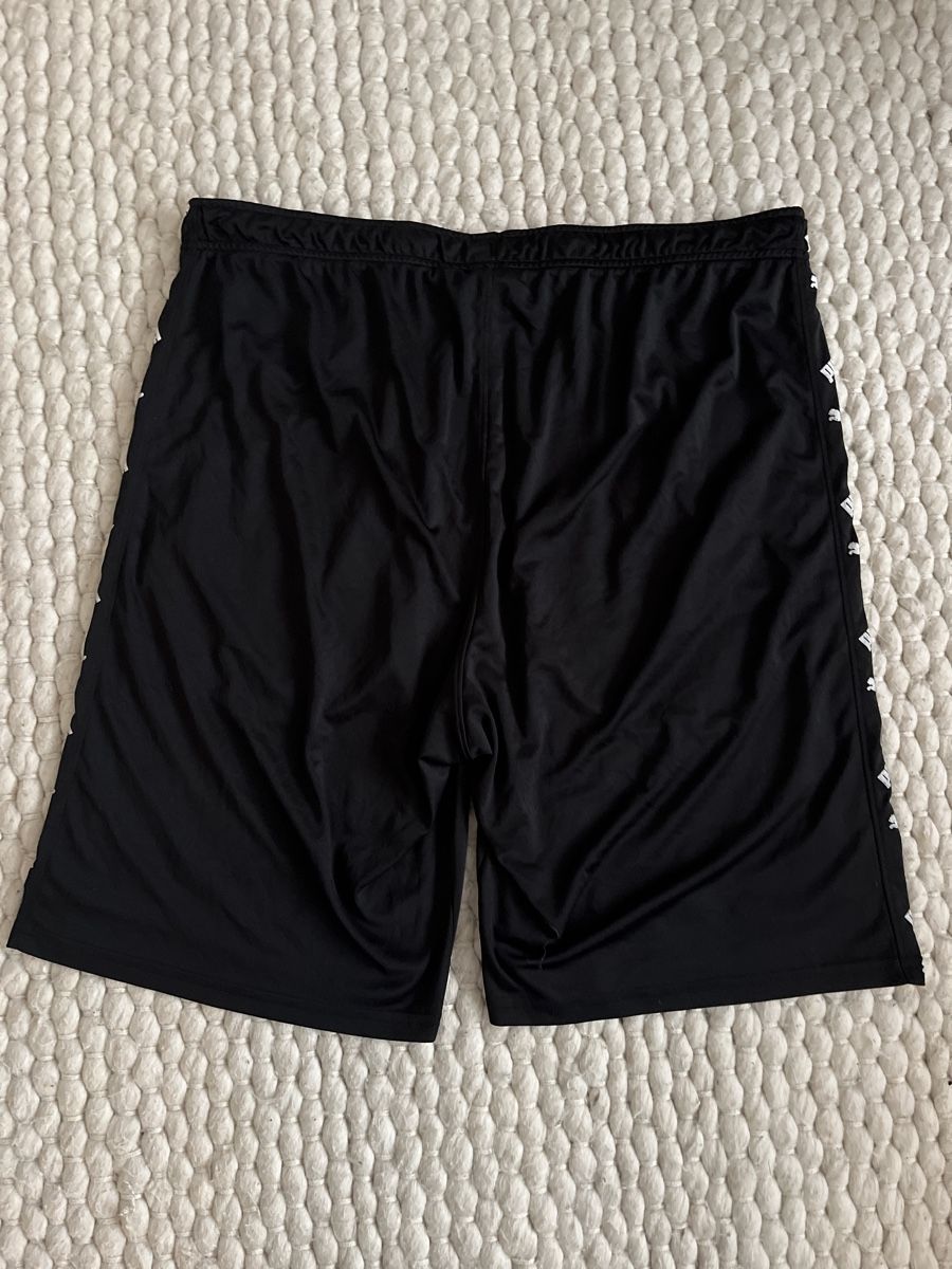 Puma Pantaloni: Schwarz Shorts, Puma Gr. XXL – Usato da Burgdorf venduto da Rico340 3