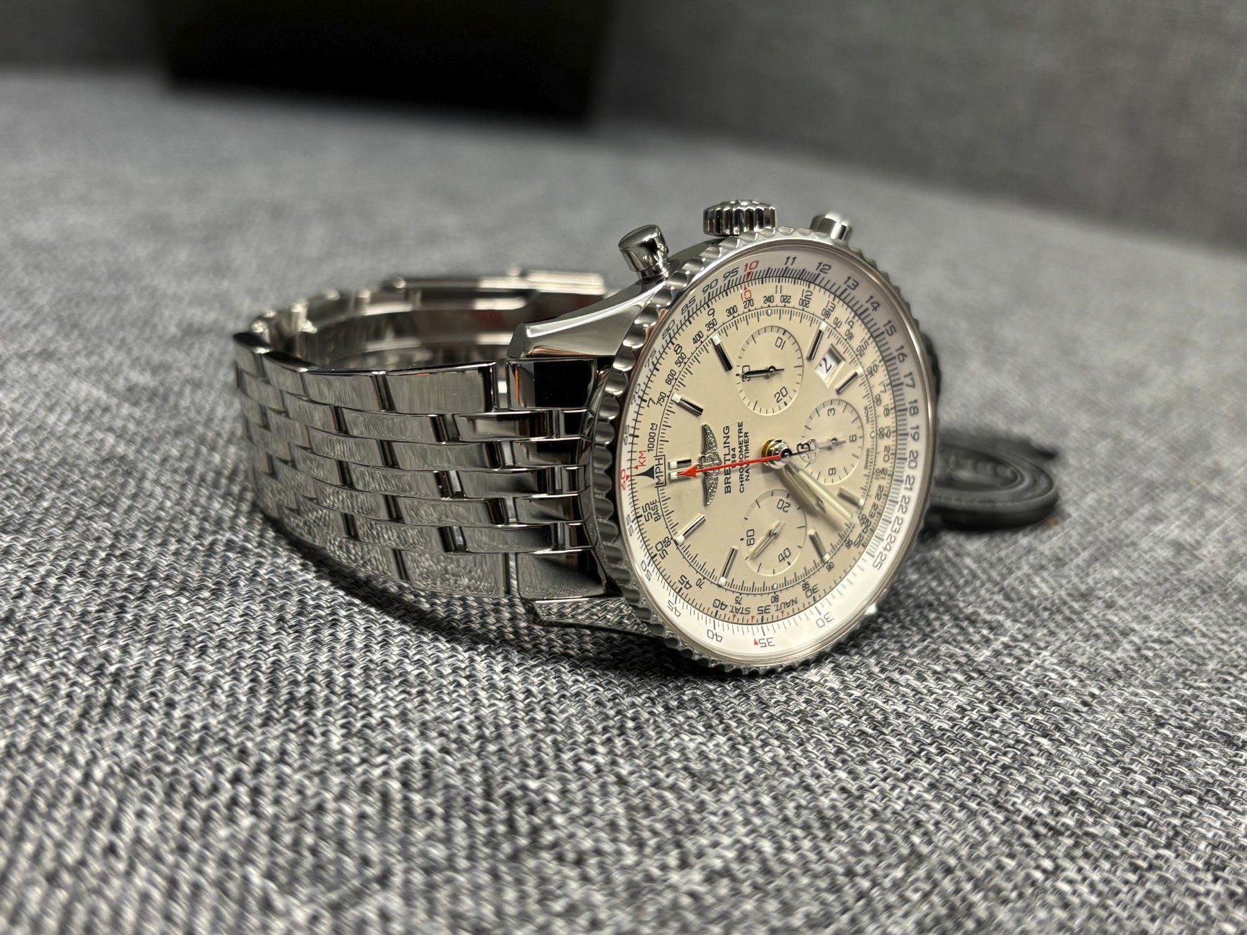 Breitling Orologi: Breitling Navitimer B01 Limited Edition 2000 Stk. Weltweit. – Usato da Grenchen venduto da chaga1234 1