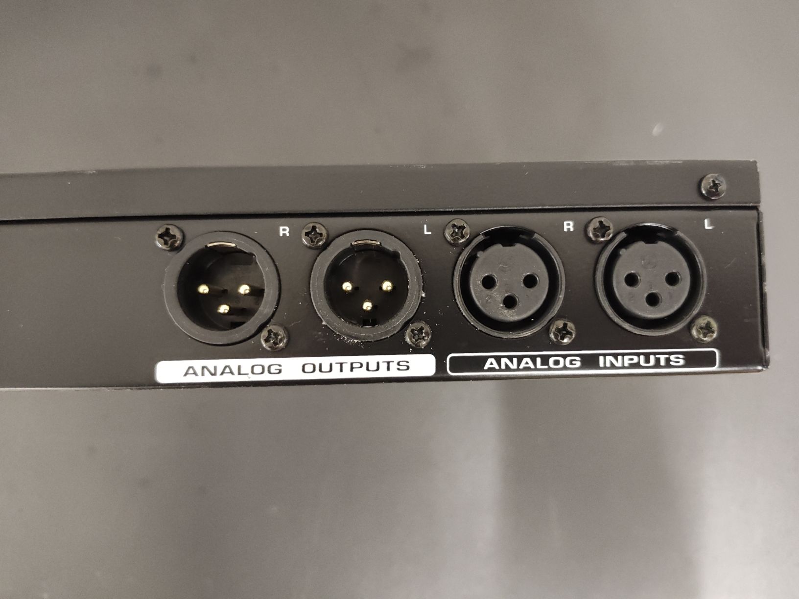 Behringer Convertitori: Behringer Ultramatch Pro - 24bit/96 Khz A/D-D/A Konverter – Usato da Dürnten venduto da edumental 4