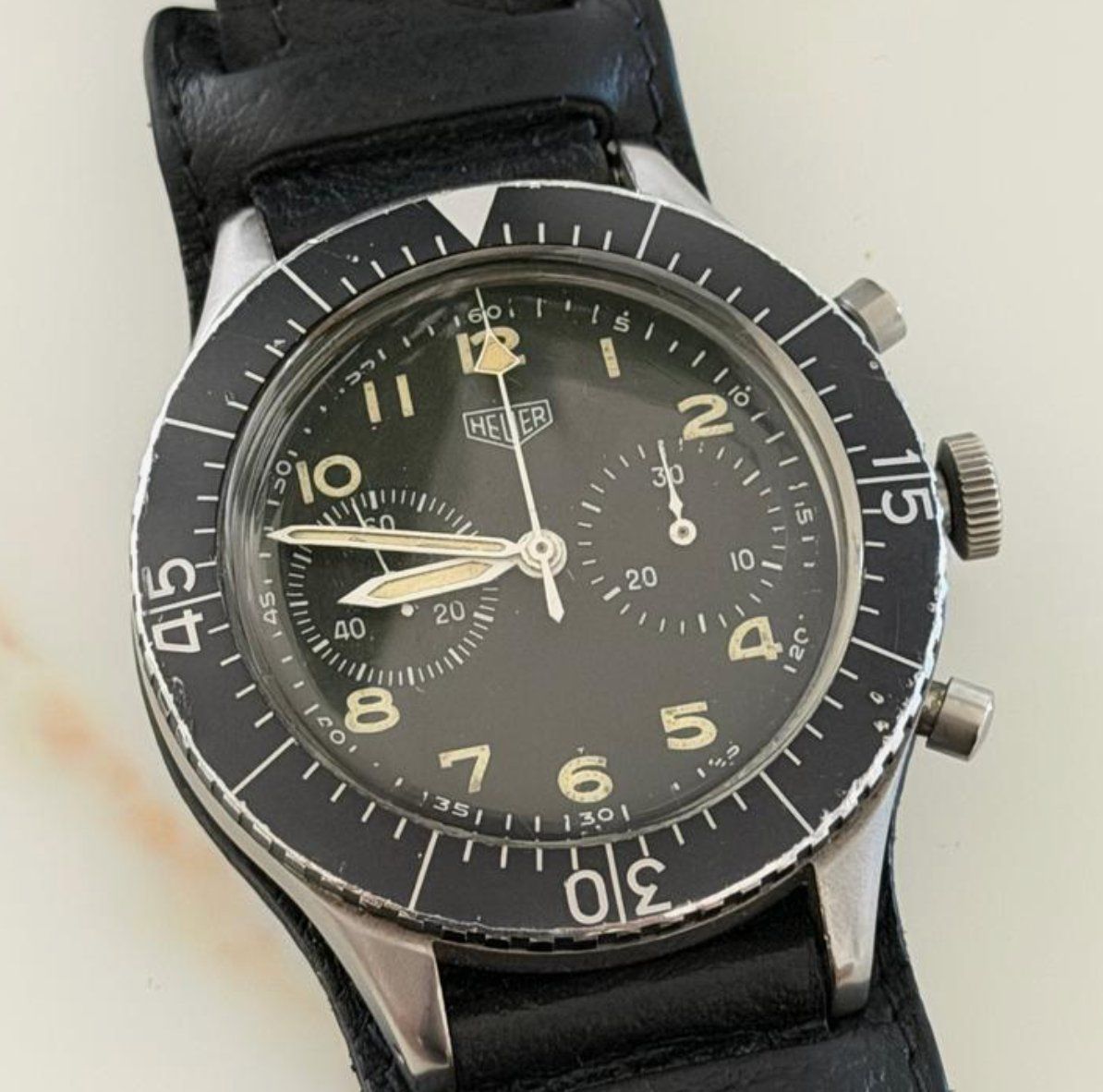Tag Heuer Orologi: Heuer Bundeswehr Flyback - Ref 1550 – Usato da Zürich venduto da brothersinwatches 1
