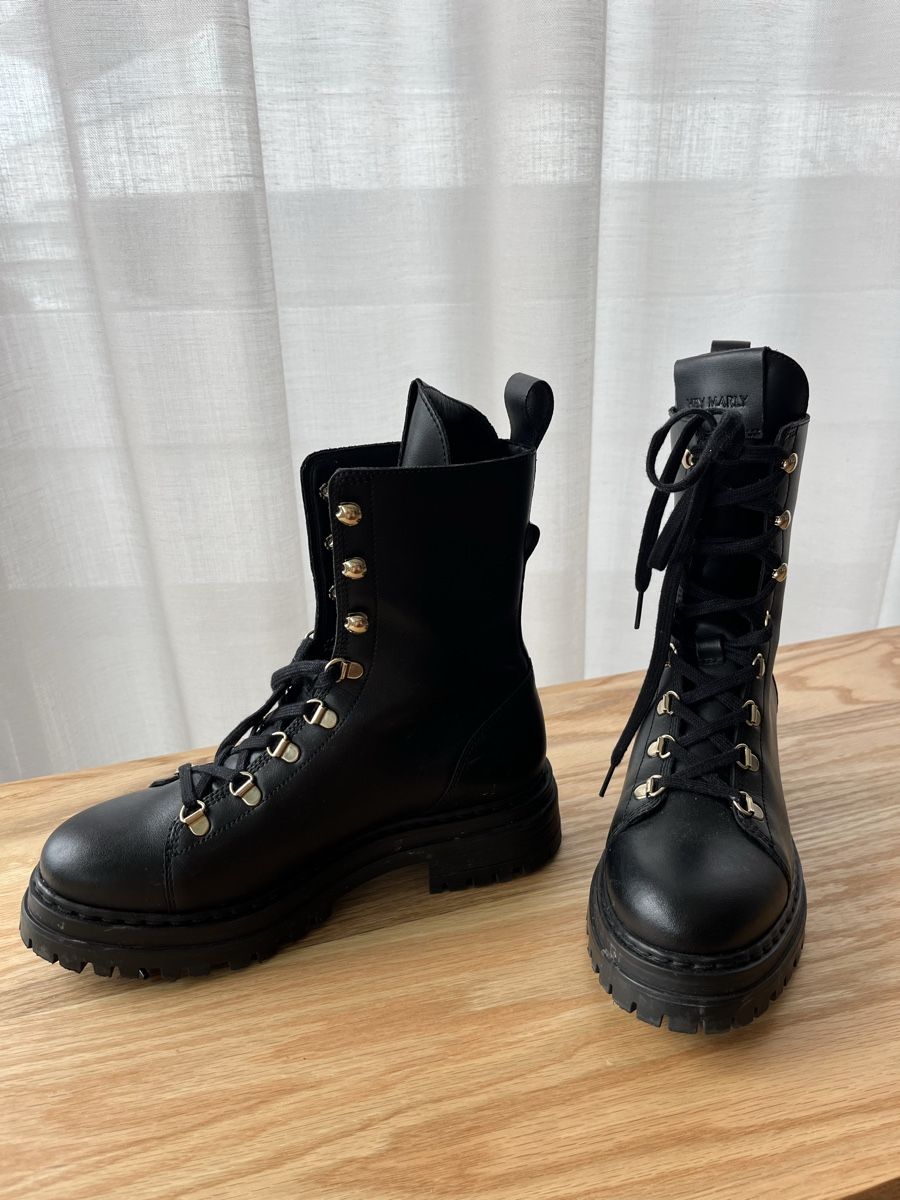 Damenschuhe: HEY MARLY Schnürboots, Gr. 39 – Gebraucht aus Wauwil von LoU-AiRiN 1