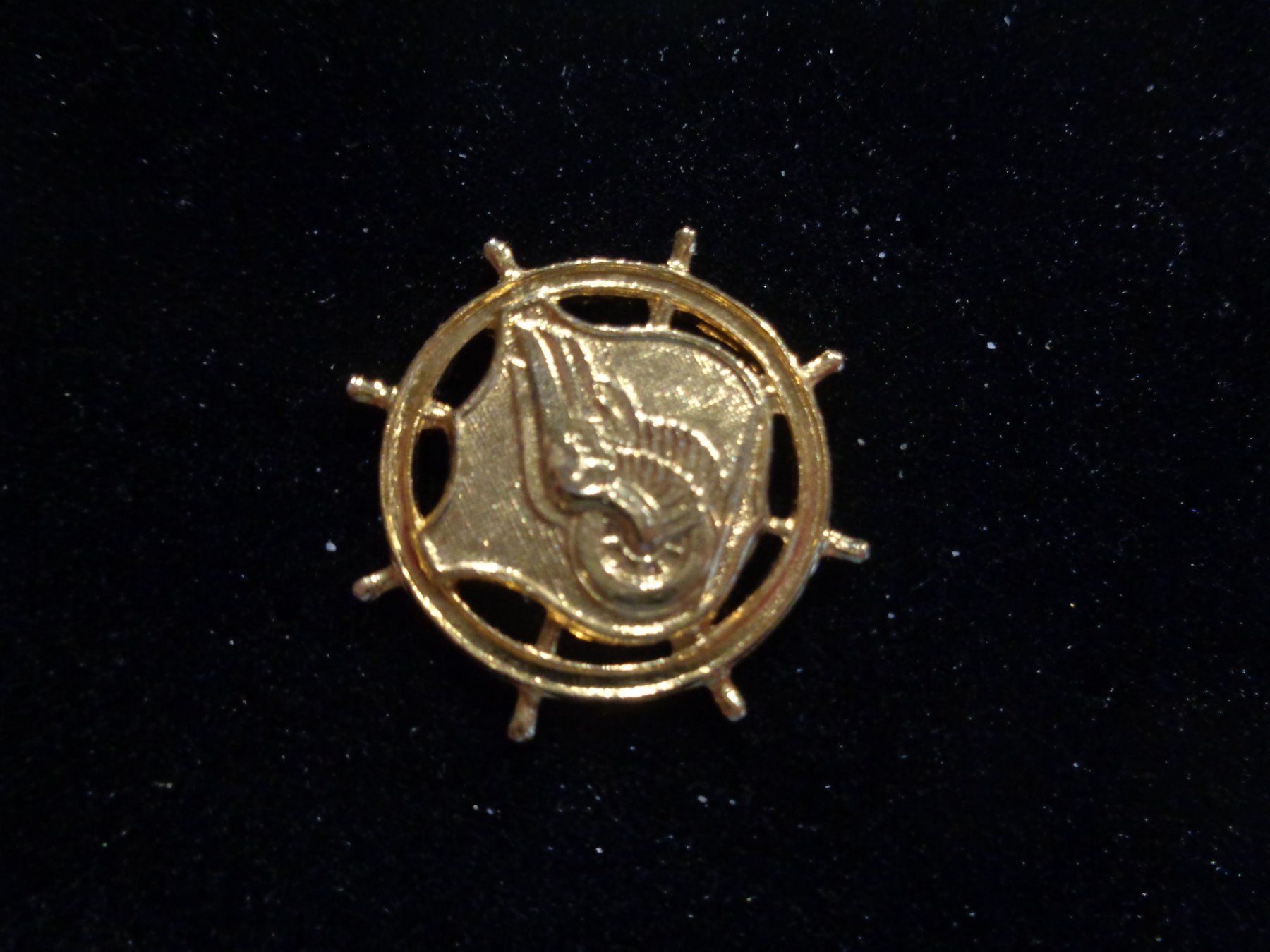 Placchette & Badge: Pin Schiffssteuerrad – Usato da Birsfelden venduto da Albatros55