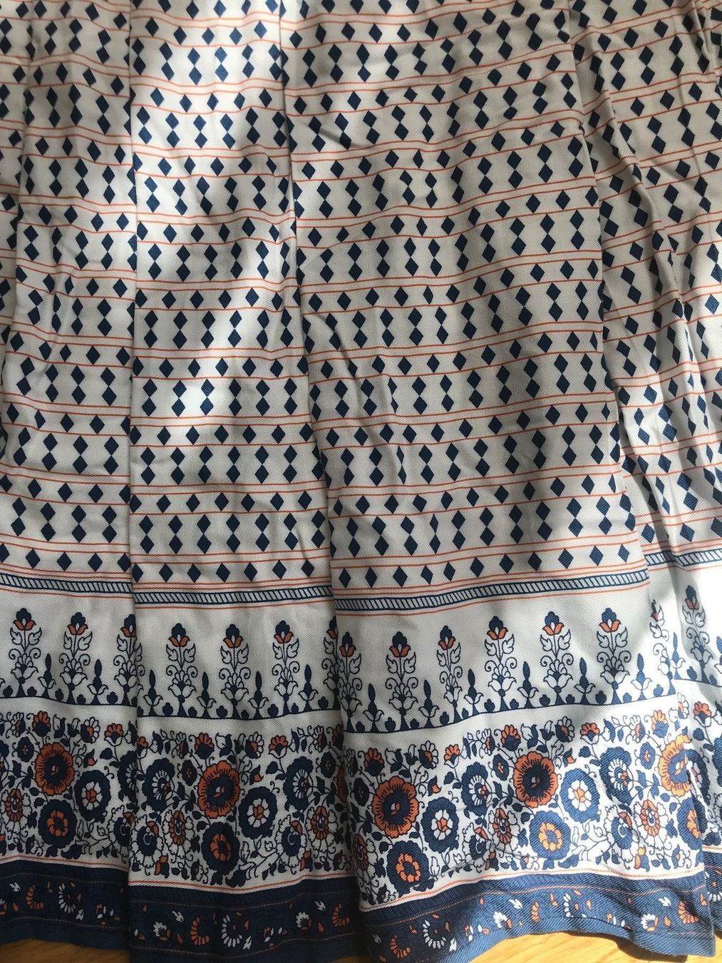 Vestiti & Gonne: Pleated printed midi skirt – Usato da Affoltern am albis venduto da onlyrose123 2