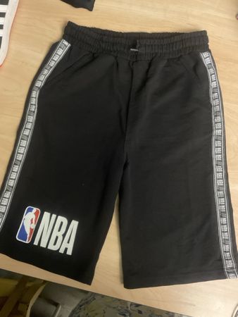 Kinder Shorts NBA schwarz Gr.11-12Y 146-152
