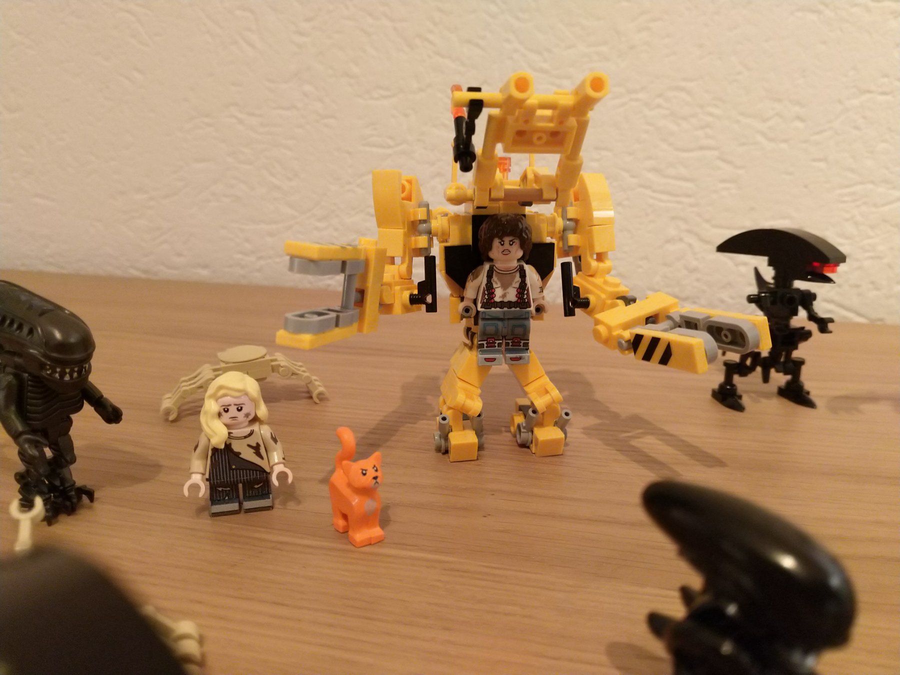 Baukästen: No Original LEGO Aliens Predator + MEGA CONSTRUX Alien Queen – Gebraucht aus La Chaux-de-Fonds von Ried2-D2 5