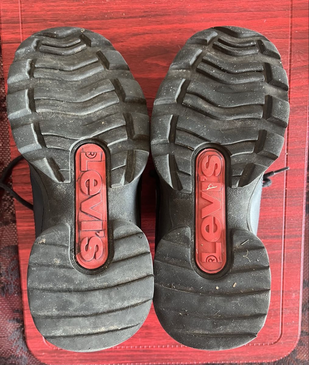 Levi's Chaussures hommes: Levi's, Pointure 38, Noir, Baskets. – D'occasion à Chézard-St-Martin par Cheyenne_75 2