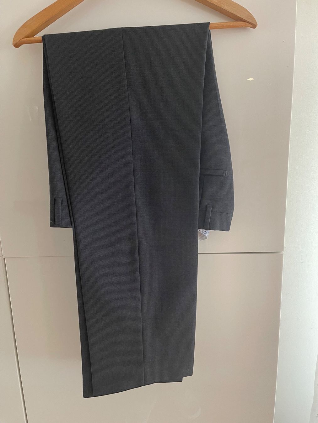Tommy Hilfiger Completi: Anzug Tommy Hilfiger – Usato da Hätzingen venduto da Limao 2