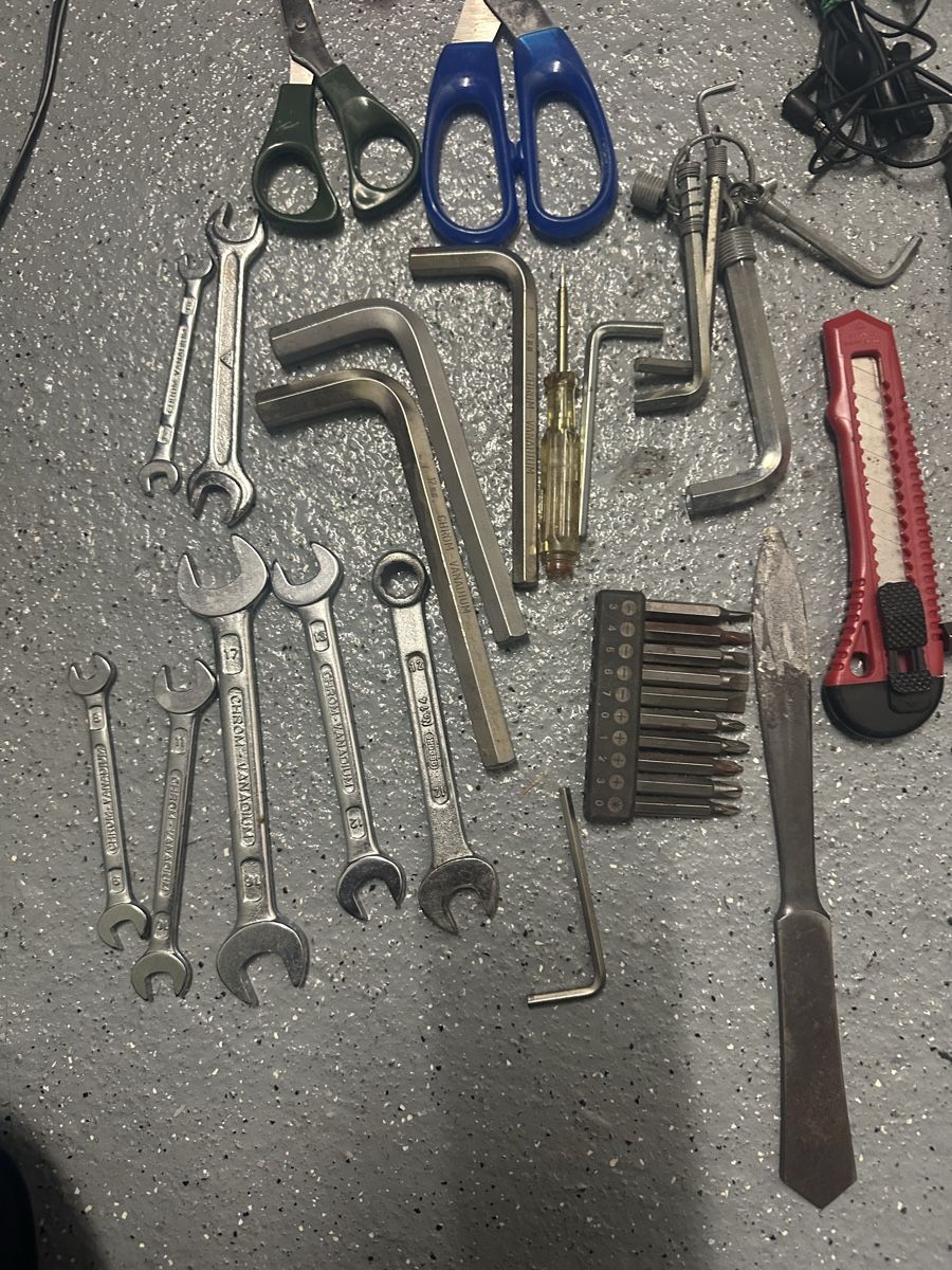 Tous les outils: Werkzeug – D'occasion à Nürensdorf par maqopaqo 6