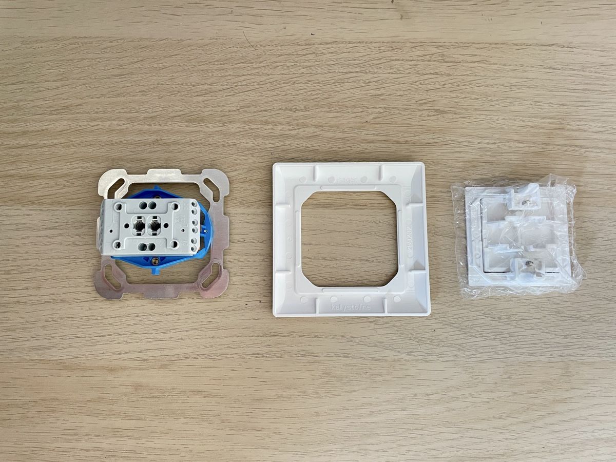 Hager Interruttori: Interruttore SCH 3+3 Hager Kallysto  – Usato da Novazzano venduto da GioStore 1