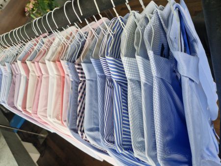 Hochwertige Business Hemden (div. Marken,slim fit,Grösse M)