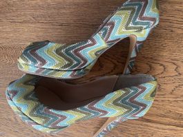 Peeptoe-Pumps Gr. 36 mit speziellem Zickzack Muster