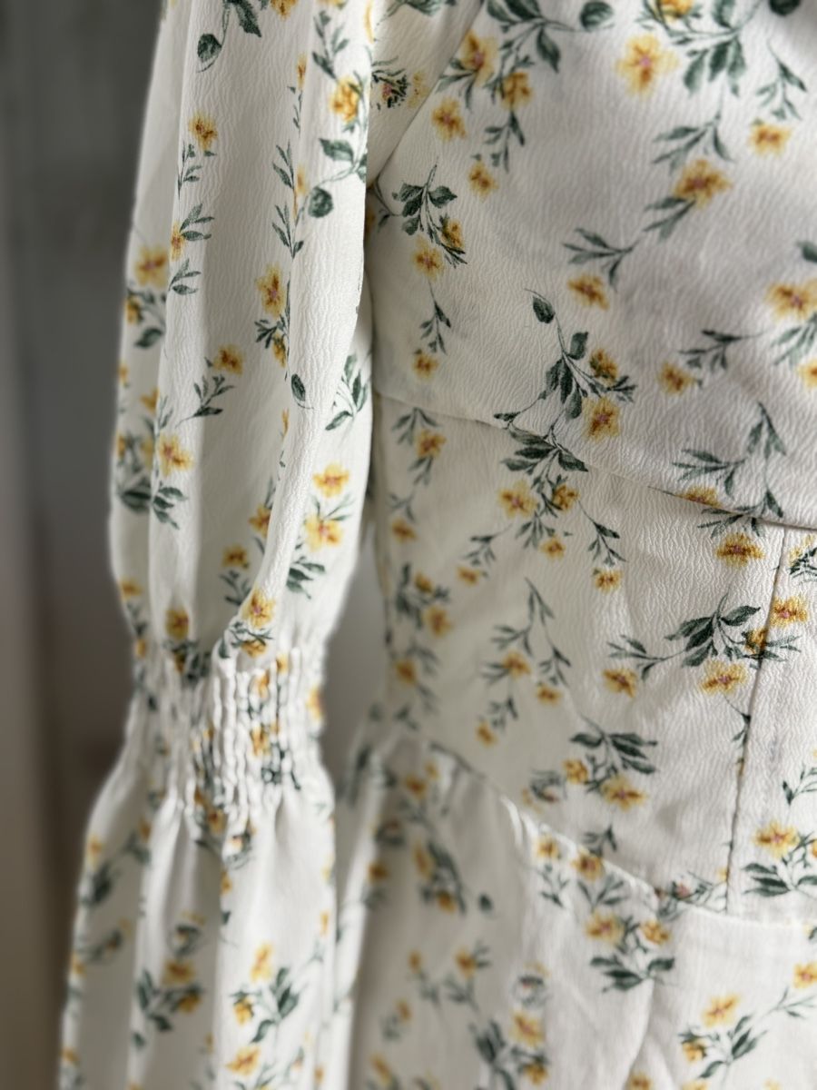 Boohoo Vestiti: Blumenmuster Kleid Gr. 42 – Usato da Wetzikon ZH venduto da el-lustigo2 3