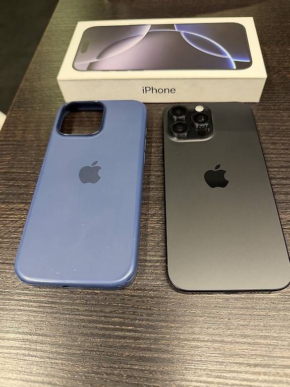 Telefoni cellulari / Smartphones: iPhone 16 Pro Max 256 GB – Usato da Steffisburg venduto da swdima 1