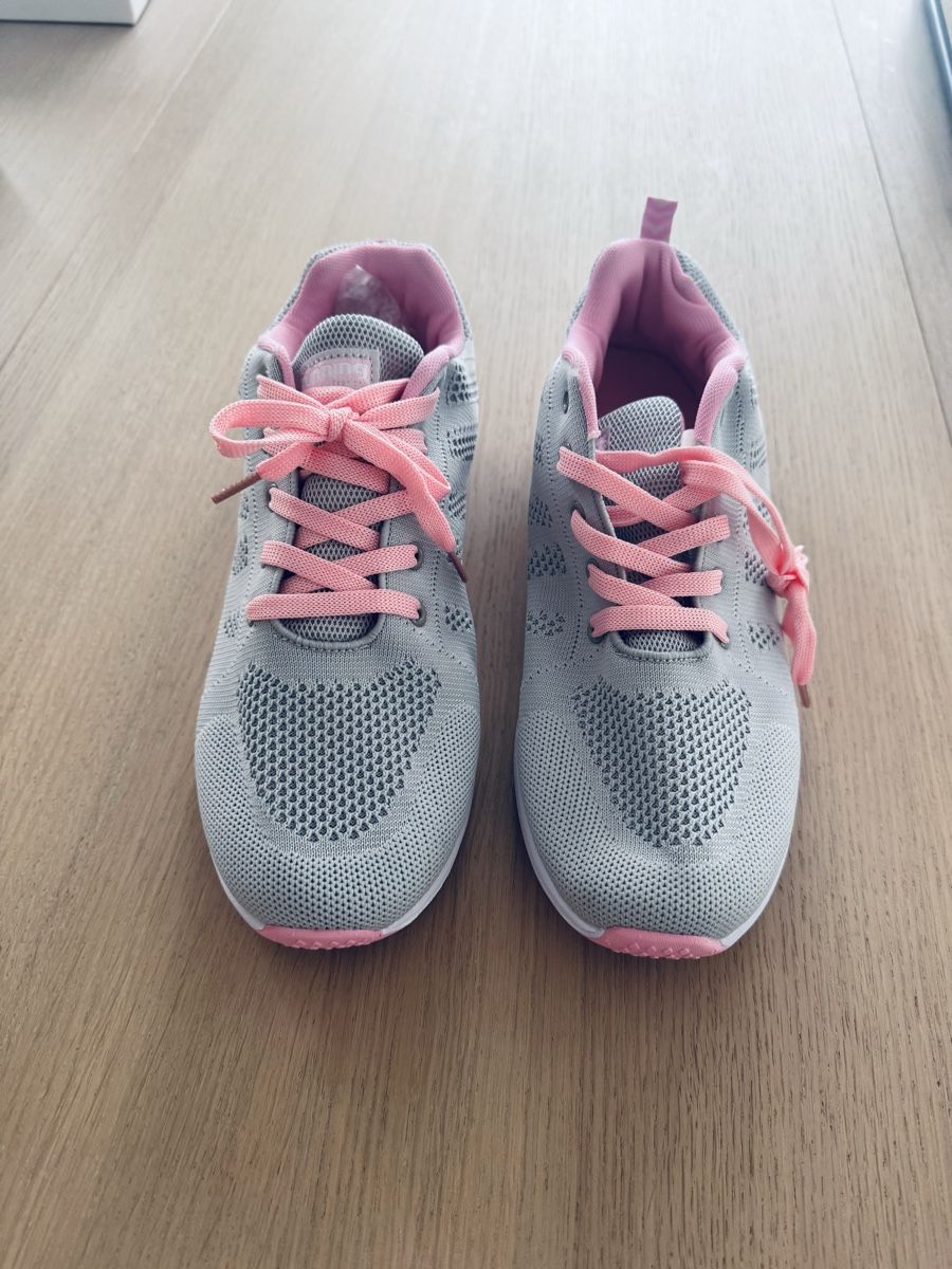 Damenschuhe: Turnschuh – Neu und originalverpackt aus Zürich von sany07 1