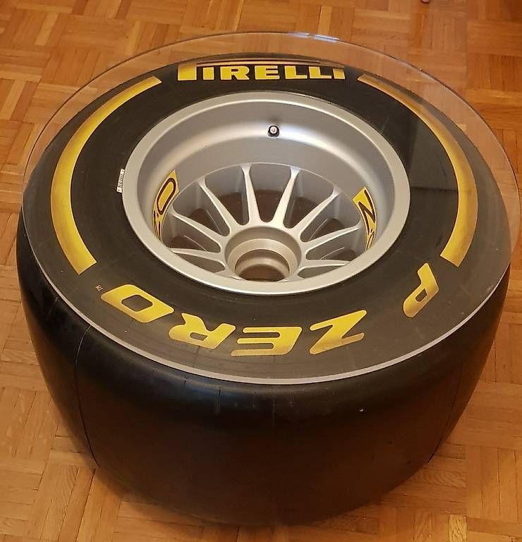Tische: Table basse "Roue Formule 1 Pirelli " – Gebraucht aus Les Avanchets von Giuseppe.01