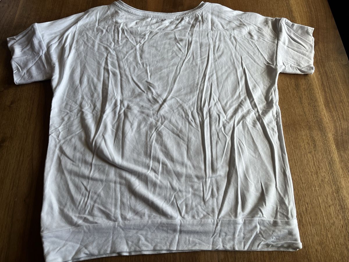 Monari T-Shirts: Monari Gr 38 – Gebraucht aus Aarberg von Jakaro 4
