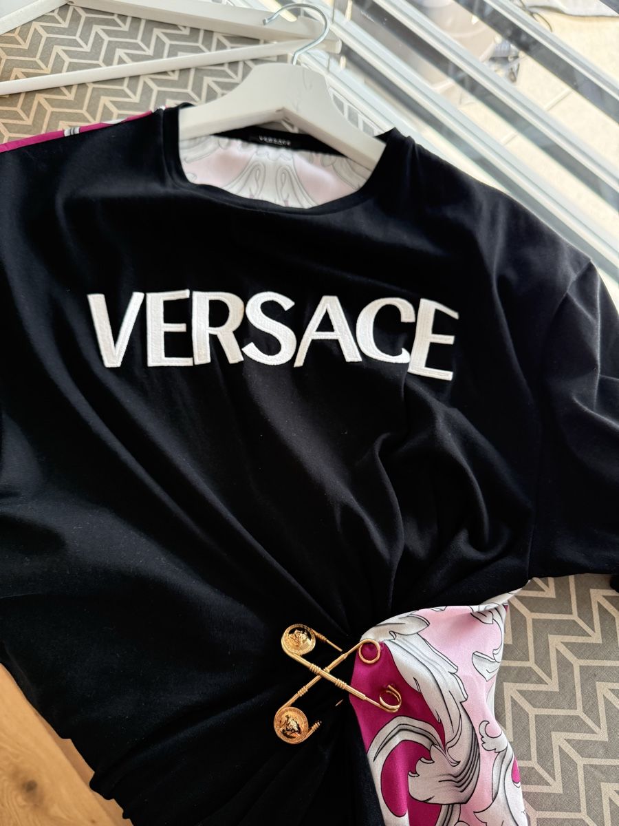 Versace T-shirt: Versace t Shirt – Nuovo (secondo la descrizione) da Mellingen venduto da eli_7hdx 2