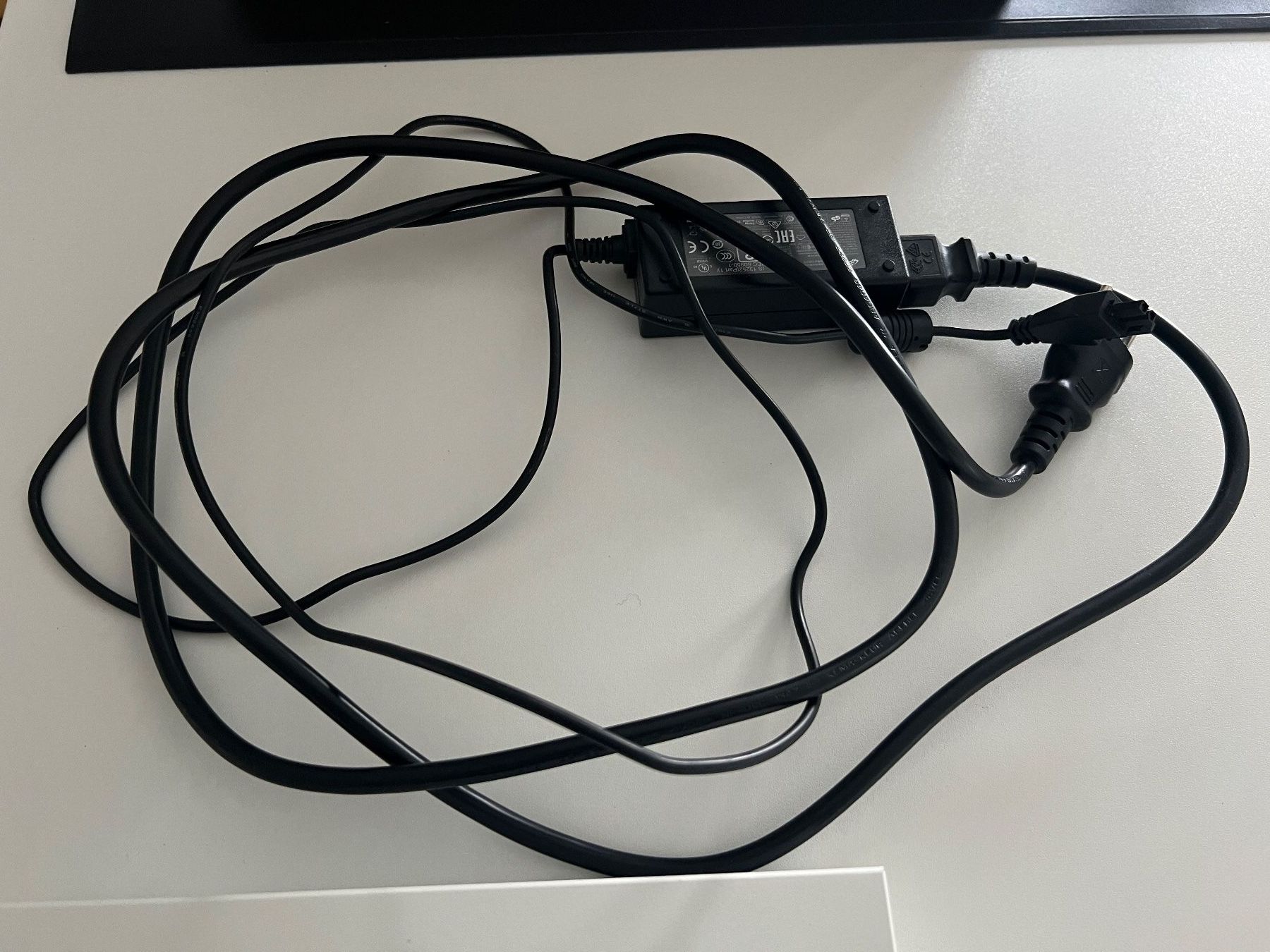 Fortinet Firewall: Fortinet FortiGate 70F Firewall – Usato da Herrliberg venduto da Elviras 3