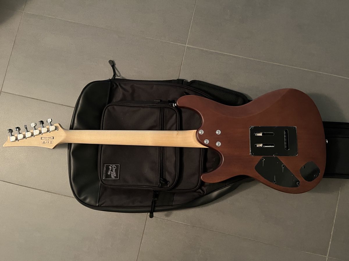 Ibanez Strumenti musicali: Ibanez Gio – Nuovo (secondo la descrizione) da Chur venduto da Calandianner 2