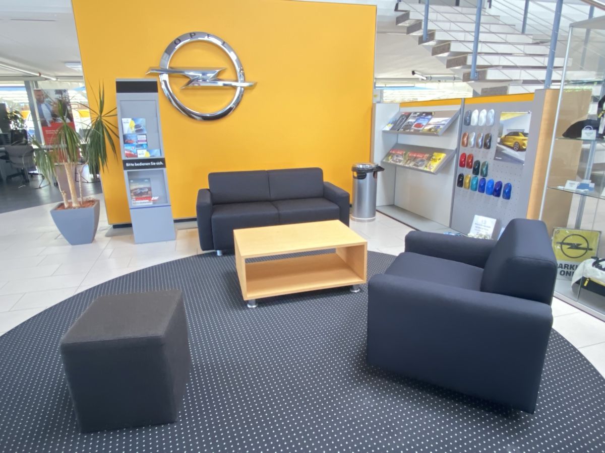 Sofas: Sitzgruppe mit Sofa, Sitz und Hocker – D'occasion à Hägglingen par Karin0802 5