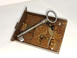1 Möbel Schloss mit Schlüssel, DM5cm (LOT724#MBS3)